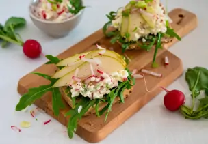Vollkornbrot, Hüttenkäse-Aufstrich