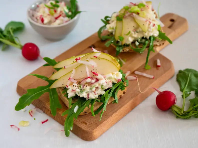 Vollkornbrot, Hüttenkäse-Aufstrich