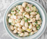Zitroniger Bohnensalat mit Petersilie