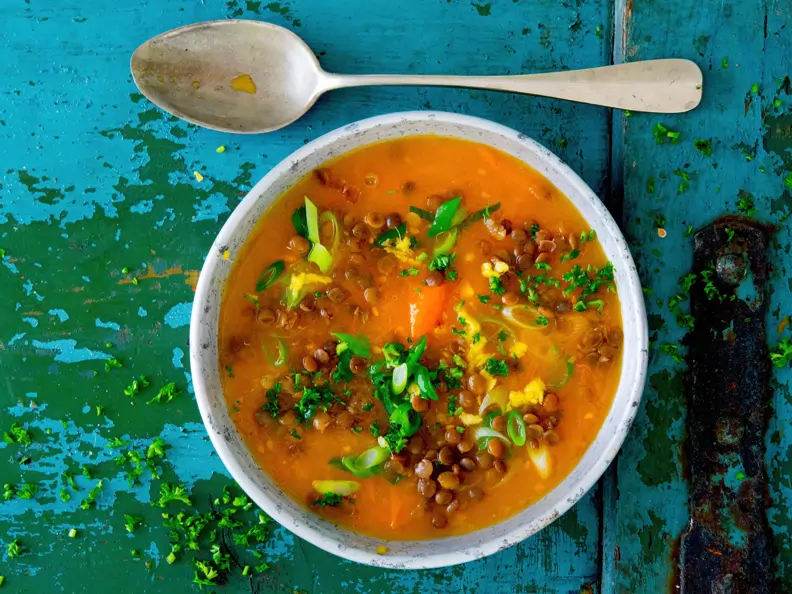 Linsensuppe mit Lauch