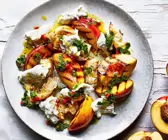 Burrata mit Nektarinen 