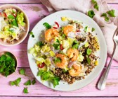 Quinoa mit Garnelen und Chili-Gemüse