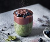 Matcha-Chia-Pudding mit Schokoladencreme