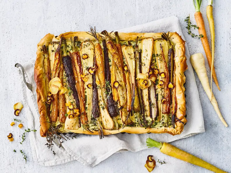 Filoteig-Tarte mit Wurzelgemüse und Ziegenkäse