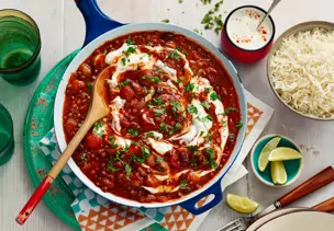 Vegetarisches Chili mit Reis