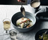 Gedünsteter Skrei mit Möhren an Butter-Orangensauce