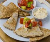 Quesadilla mit Salsa