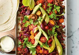 Scharfes Cajun-Hackfleisch mit Avocado und Koriander