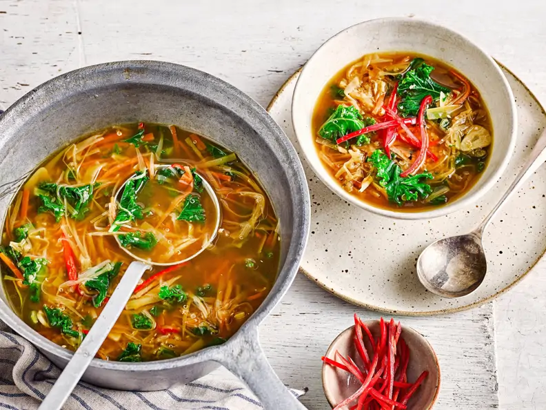 Gemüsesuppe mit Grünkohl