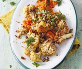 Süßkartoffelpüree mit Chili und Blumenkohl