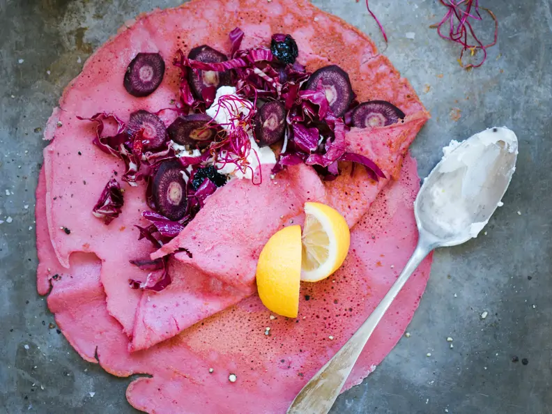 Rote-Bete-Crêpes mit Radicchio