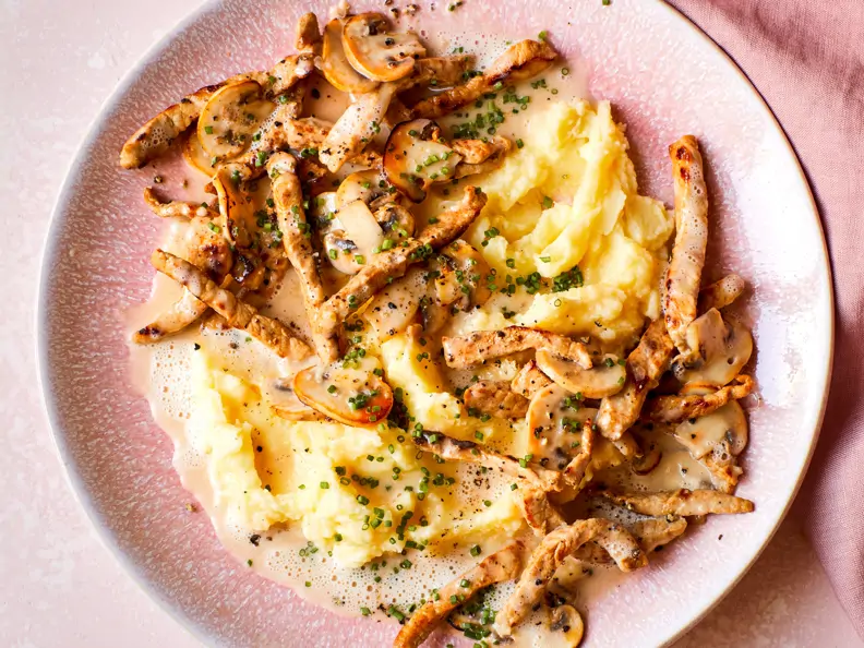 Rahmgeschnetzeltes mit Kartoffelpüree