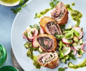 Kalbfleisch-Involtini mit Pancetta und Olivenpaste