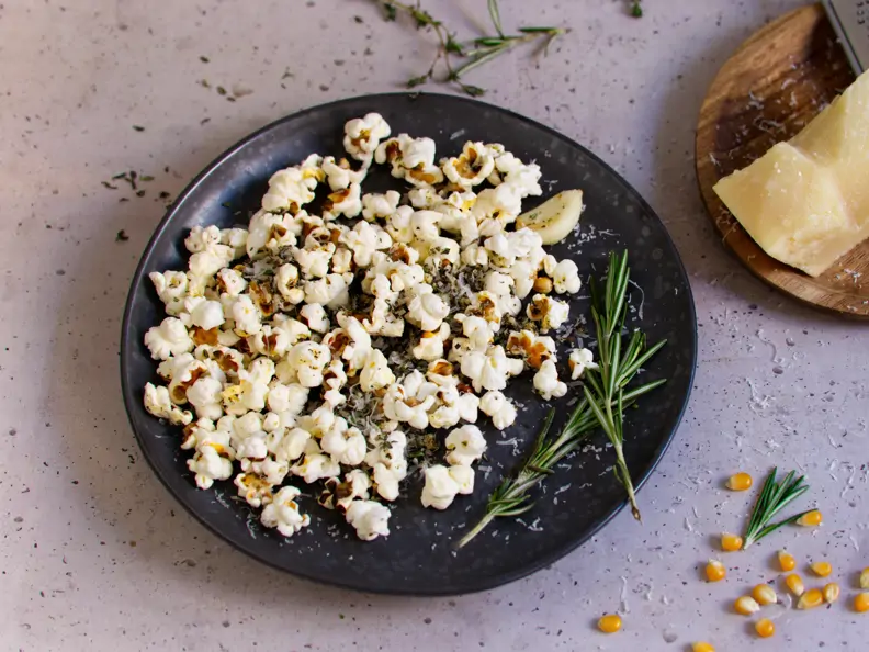 Parmesan-Thymian-Popcorn