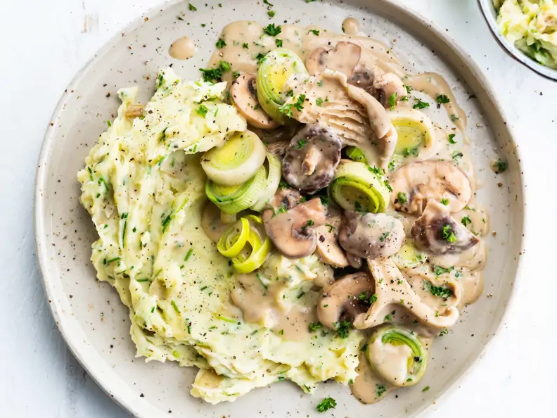 Pilzragout mit Lauch und Kartoffelpüree