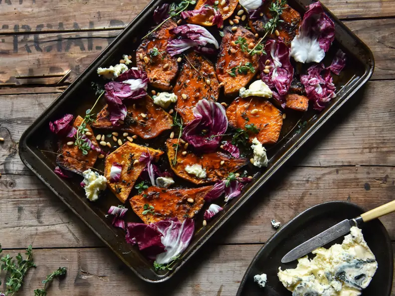 Ofenkürbis mit Radicchio und Blauschimmelkäse