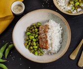 Teriyaki-Lachs mit Kamalis und Edamame