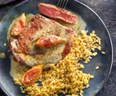 Entrecôte mit Gorgonzolasauce und Zartweizen