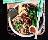 Vegetarische Ramen-Suppe