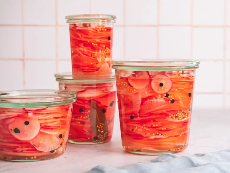 Veggie Pickles Eingelegte Radieschen und Rettich