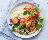 Quinoa-Risotto mit Lachs und Garnelen