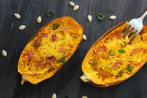 Spaghettikürbis alla Carbonara: Cornelia Poletto