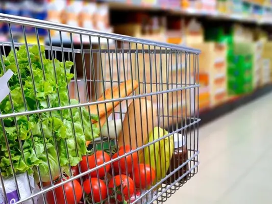 Im Supermarkt gute Lebensmittel erkennen