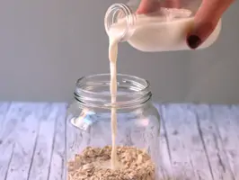 Overnight oats Step 2