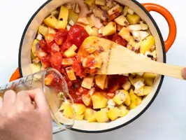 Kartoffelgulasch mit Paprika – Step 2