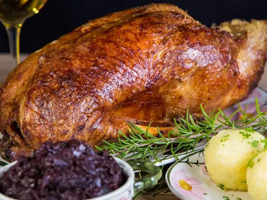 Gänsebraten mit Rotkohl