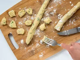 Gnocchi mit Mangold, Erbsen und Dill – Step 2