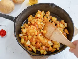 Winter-Bowl mit Kartoffel-Croûtons Step 1
