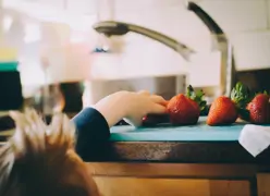 So können Kinder gesünder naschen