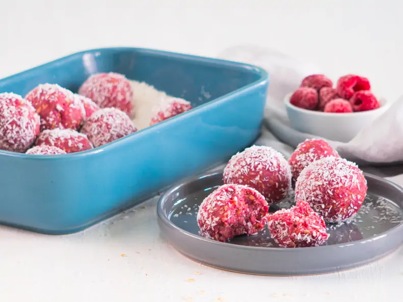 Kokos-Himbeer-Balls