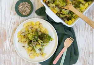 Vegan­er Kartoffel-Brokkoli-Auflauf 