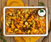 Kürbis und Kartoffeln im Ofen