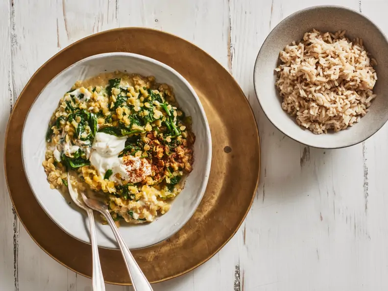 Rahm-Dal mit Spinat und Naturreis
