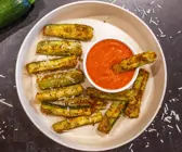 Zucchini-Stangen