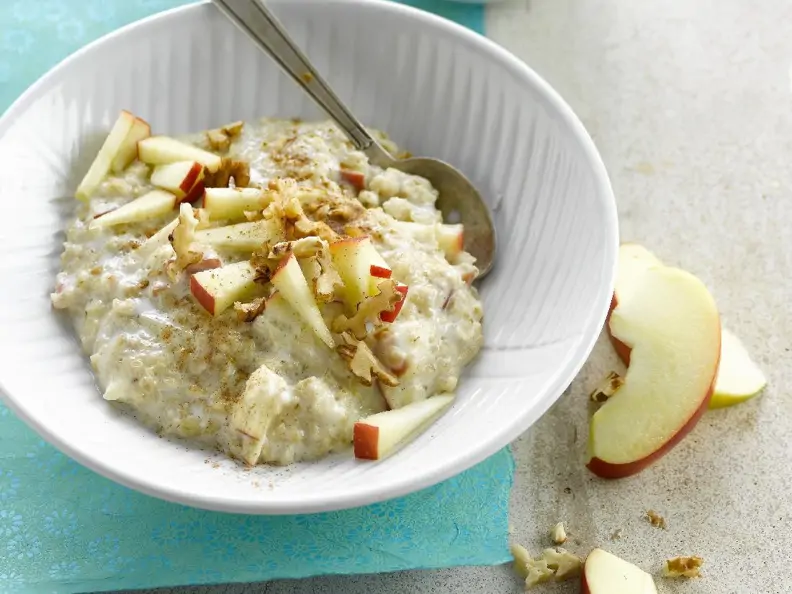 Apfel-Zimt-Porridge