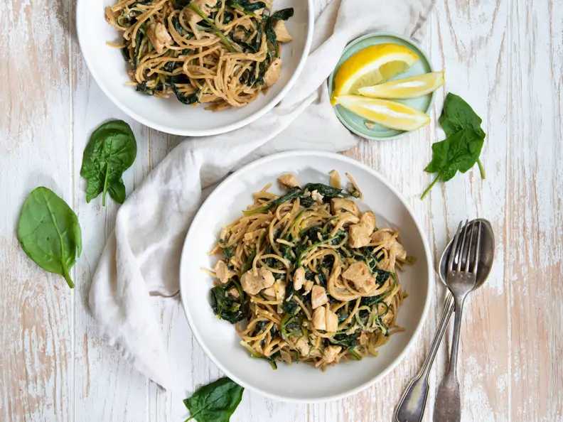 Hähnchen-Spinat-Pasta 