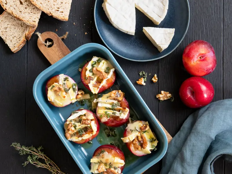 Gebackene Pflaumen mit Ziegencamembert