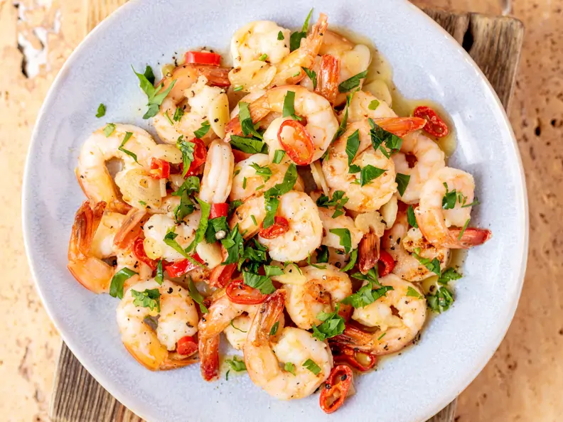 Garnelen mit Knoblauch und Chili