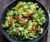Spinatspätzle mit Käse