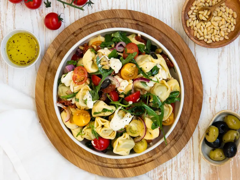 Tortellini Salat