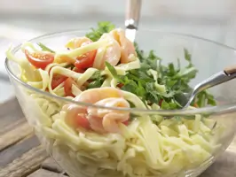 Tagliatelle und marinierter Lachs-Zubereitungsschritt 9-Nudeln mischen