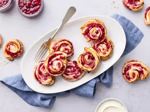 Cranberry Frischkäse Rolls