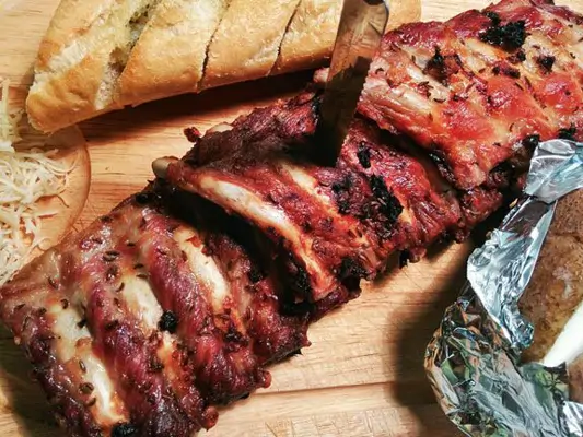 Gegrillte Spareribs
