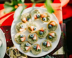 Tartelettes mit Sommerfrüchten