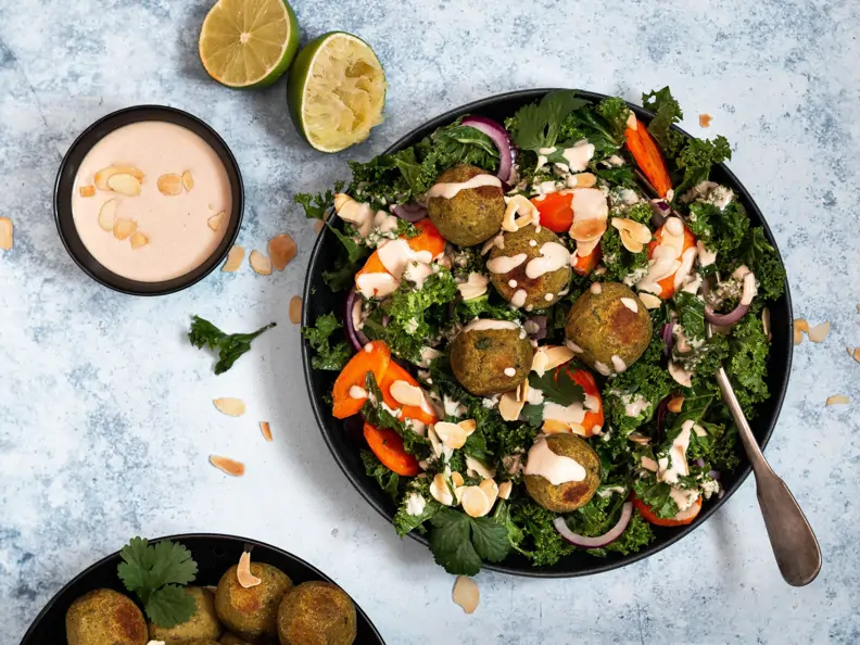 Falafel-Grünkohl-Salat