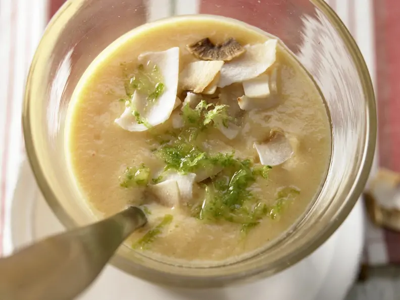 Ananas-Papaya-Smoothie